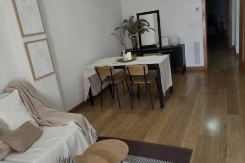 Huoneisto myytävänä Torrevieja, Alicante, Espanja, 3 makuuhuonetta, 67 m2 No. 190572 - kuva 8