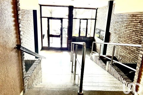 Apartament w Sabadell, Barcelona, Hiszpania 4 sypialnie, 110 mkw. nr 153598 – zdjęcie 29