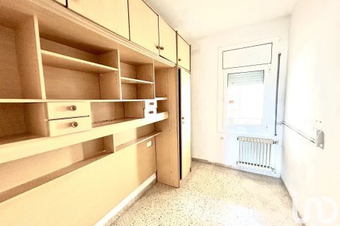 Apartament w Sabadell, Barcelona, Hiszpania 4 sypialnie, 110 mkw. nr 153598 – zdjęcie 17