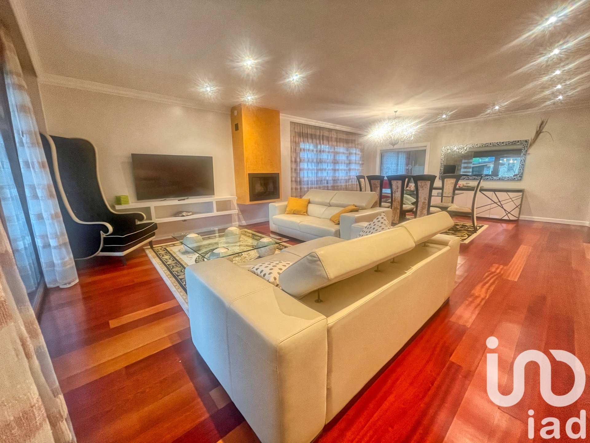 Apartment in Aviles, Asturias, Spain 4 bedrooms, 550 sq.m. No. 153600