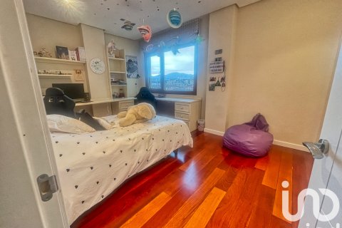 Lägenhet till salu i Aviles, Asturias, Spanien 4 sovrum, 550 kvm. Nr. 153600 - foto 11