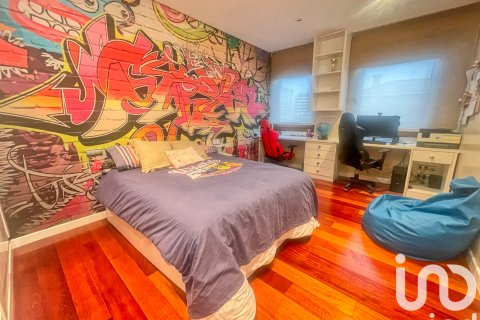 Lägenhet till salu i Aviles, Asturias, Spanien 4 sovrum, 550 kvm. Nr. 153600 - foto 9