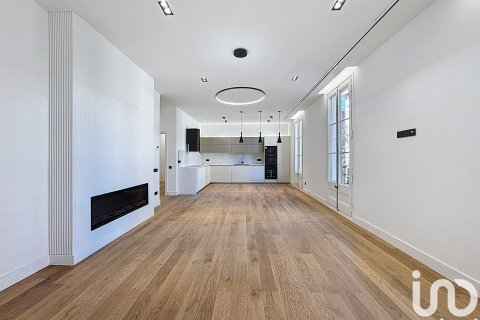 Lägenhet till salu i Barcelona, Spanien 4 sovrum, 158 kvm. Nr. 153596 - foto 5