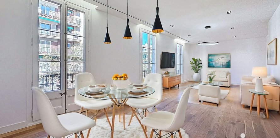 Lägenhet i Barcelona, Spanien 4 sovrum, 158 kvm. Nr. 153596