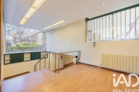 Liikekiinteistö myytävänä Madrid, Espanja , 231 m2 No. 187633 - kuva 14