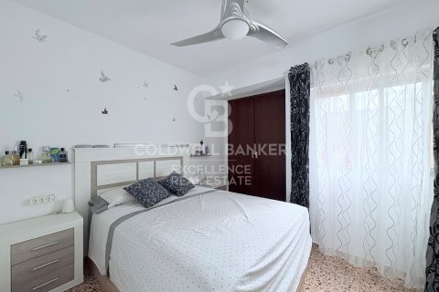 House à vendre à Serra, Valencia, Espagne, 6 chambres, 148 m2 No. 178578 - photo 5