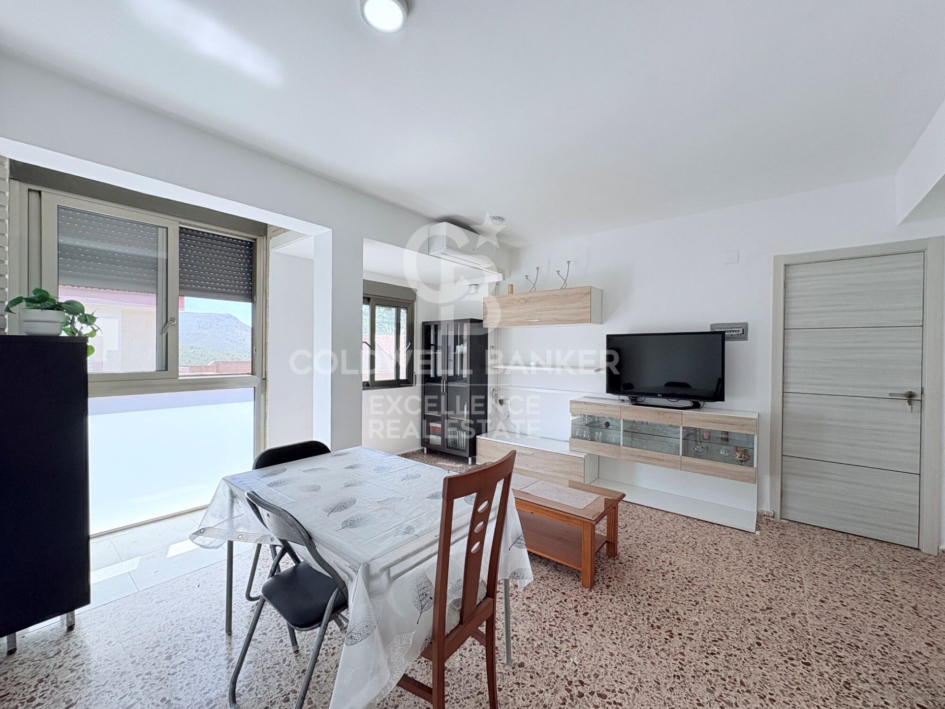 Māja Serra, Valencia, Spānijā 6 istabas, 148 m2 Nr. 178578