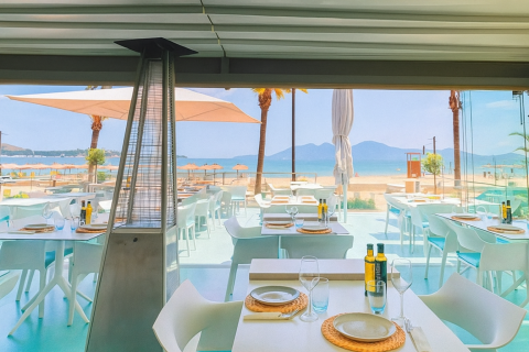 Propiedad comercial en venta en Port De Pollenca, Mallorca, España 126 m2 No. 140445 - foto 1