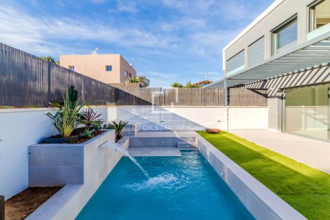 Villa for sale in Sitges, Barcelona, Spain 5 bedrooms, 206 sq.m. No. 150481 - photo 12