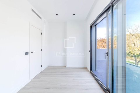 Villa for sale in Sitges, Barcelona, Spain 5 bedrooms, 206 sq.m. No. 150481 - photo 23