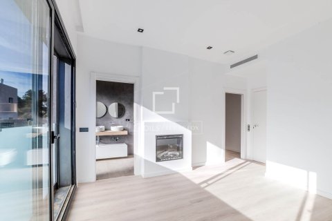 Villa for sale in Sitges, Barcelona, Spain 5 bedrooms, 206 sq.m. No. 150481 - photo 20