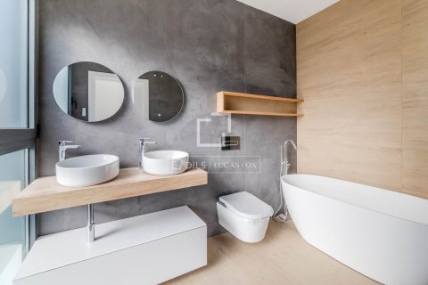 Villa for sale in Sitges, Barcelona, Spain 5 bedrooms, 206 sq.m. No. 150481 - photo 21