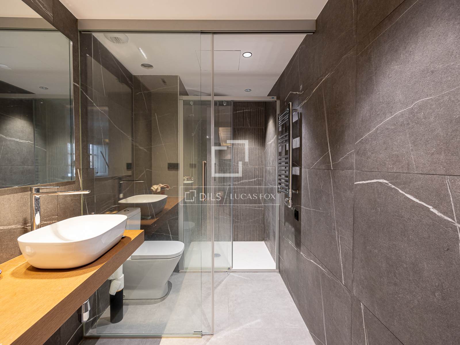 Apartament w Barcelona, Hiszpania 2 sypialnie, 70 mkw. nr 150477