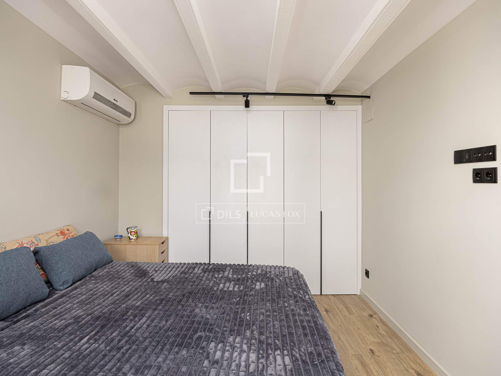 Apartament w Barcelona, Hiszpania 2 sypialnie, 70 mkw. nr 150477