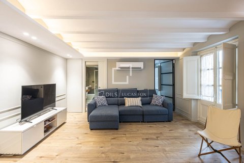 Apartment à vendre à Barcelona, Espagne, 2 chambres, 70 m2 No. 150477 - photo 3