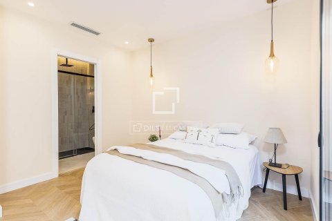 Wohnung zum Verkauf in Barcelona, Spanien 2 Schlafzimmer, 80 m2 Nr. 150478 - Foto 22