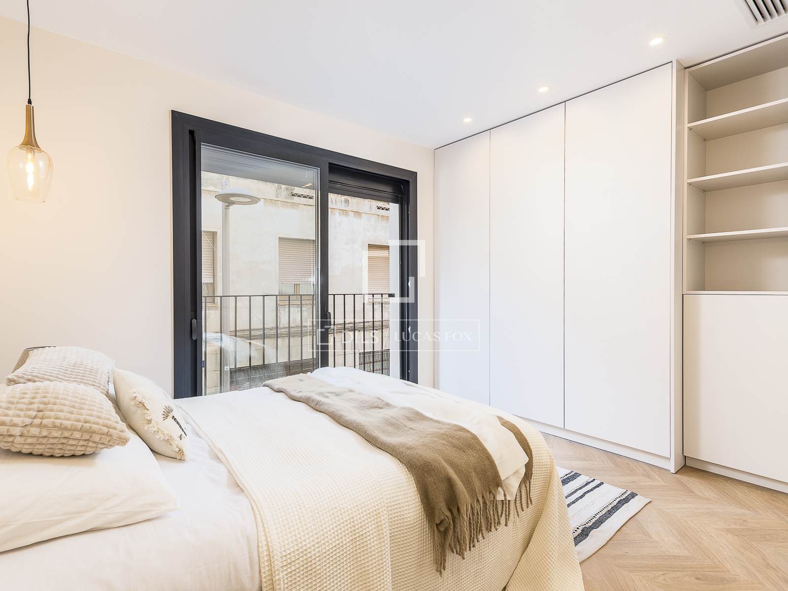 Huoneisto Barcelona, Espanja 2 makuuhuonetta, 80 m2 No. 150478