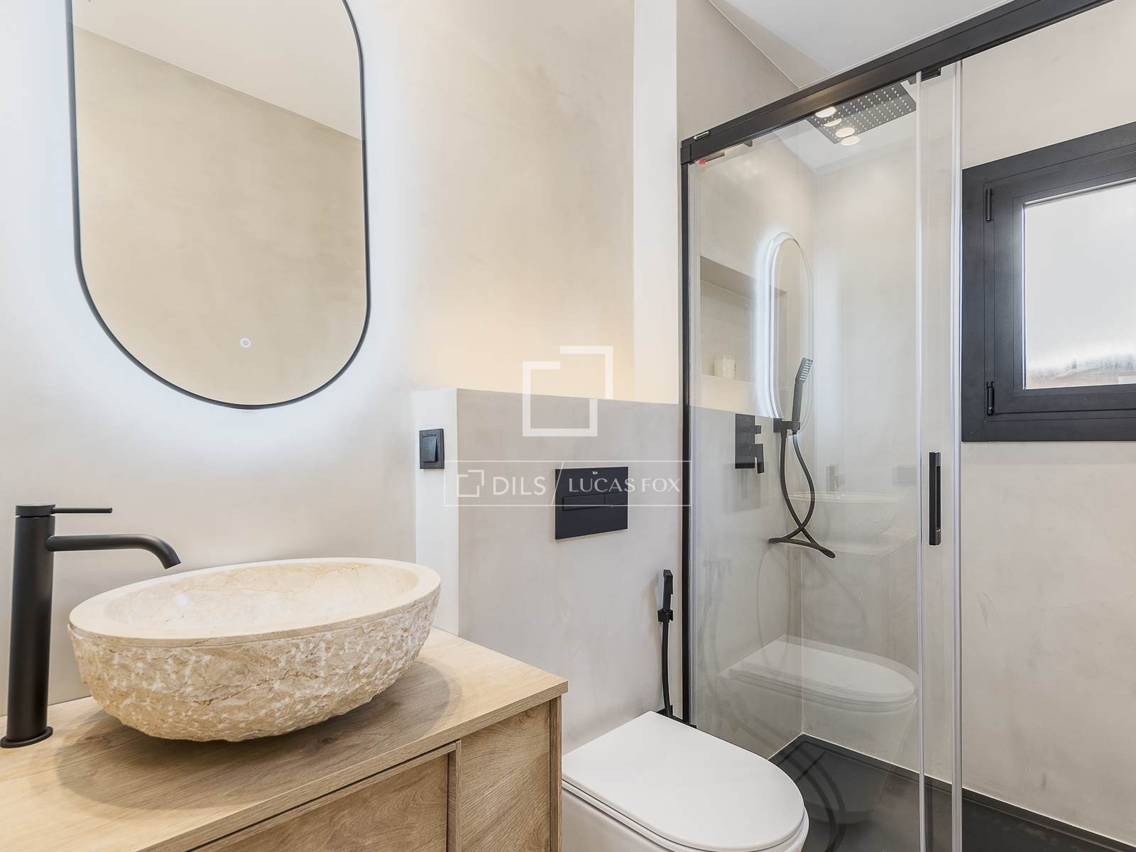 Huoneisto Barcelona, Espanja 2 makuuhuonetta, 80 m2 No. 150478