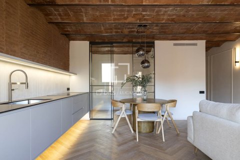 Apartment for sale in Barcelona, Spain 3 bedrooms, 104 sq.m. No. 150475 - photo 7