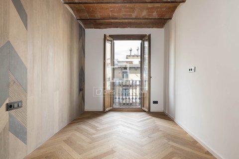 Apartment for sale in Barcelona, Spain 3 bedrooms, 104 sq.m. No. 150475 - photo 28