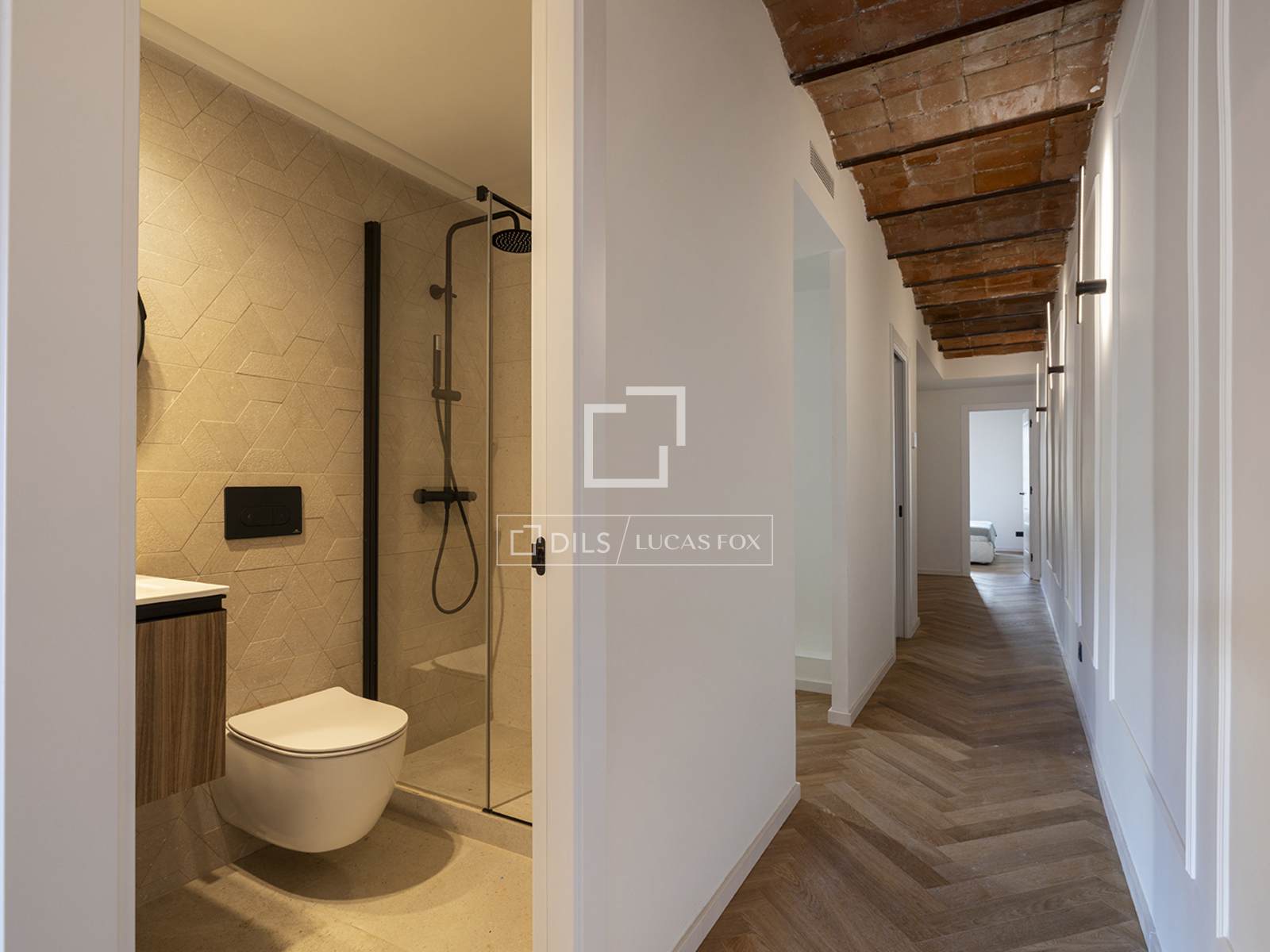 Apartment à Barcelona, Espagne 3 chambres, 104 m2 No. 150475