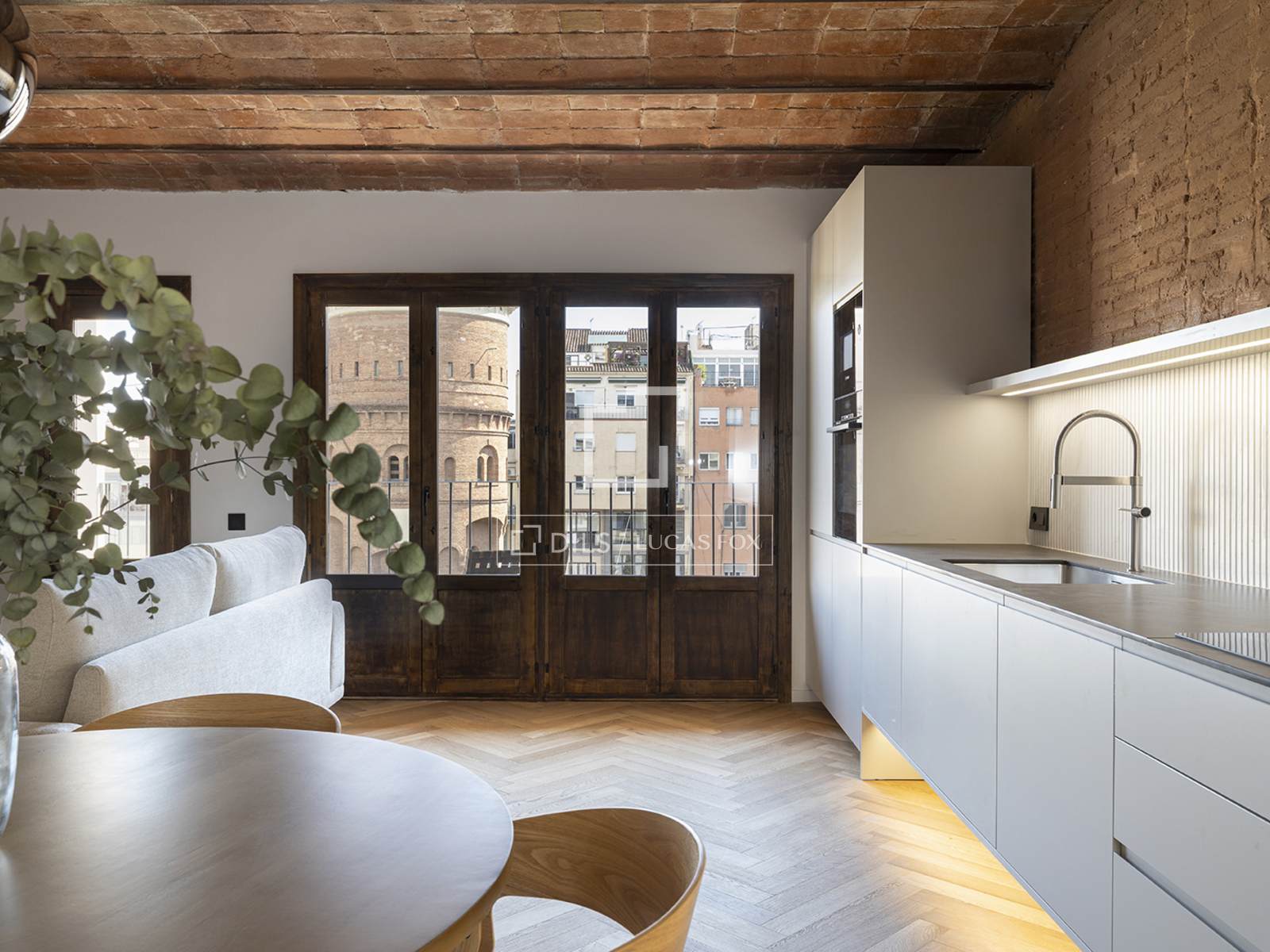 Apartment à Barcelona, Espagne 3 chambres, 104 m2 No. 150475