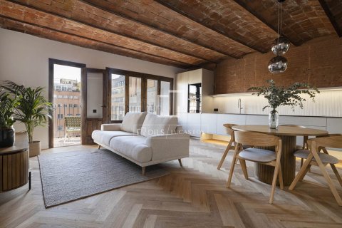 Apartment in Barcelona, Spain 3 bedrooms, 104 sq.m. No. 150475