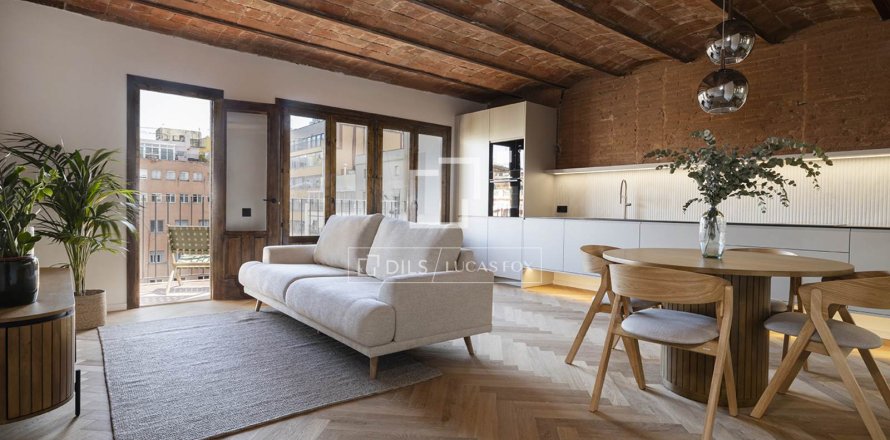 Apartment in Barcelona, Spain 3 bedrooms, 104 sq.m. No. 150475