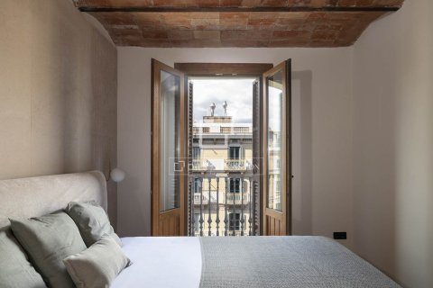 Apartment for sale in Barcelona, Spain 3 bedrooms, 104 sq.m. No. 150475 - photo 22