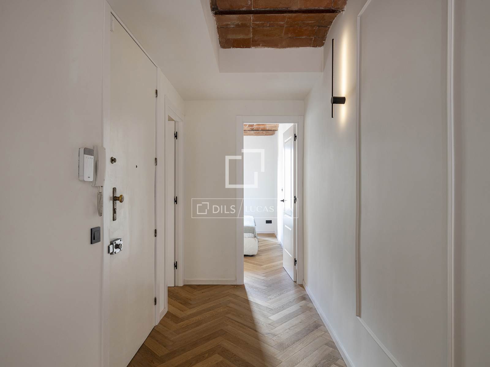 Apartment à Barcelona, Espagne 3 chambres, 104 m2 No. 150475