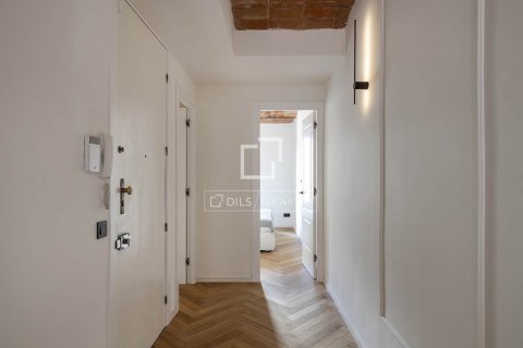 Apartment for sale in Barcelona, Spain 3 bedrooms, 104 sq.m. No. 150475 - photo 27