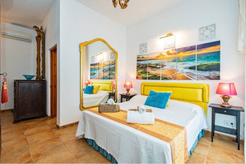 Villa in vendita a Sant Lluis, Menorca, Spagna 4 camere da letto, 226 mq. N° 140518 - foto 11
