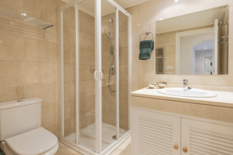 Apartment for sale Benahavis, Malaga, Spain 3 bedrooms, 201 sq.m. No. 109607 - photo 10