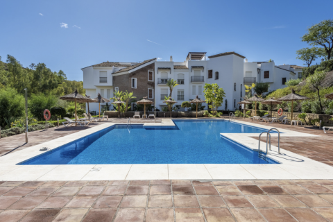 Apartment for sale Benahavis, Malaga, Spain 3 bedrooms, 201 sq.m. No. 109607 - photo 1