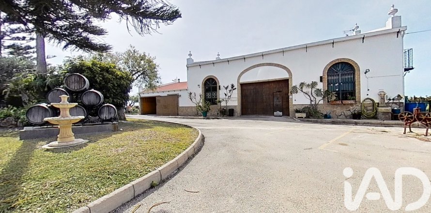 Hus i El Puerto de Santa Maria, Cadiz, Spanien 3 sovrum, 339 kvm. Nr. 172685
