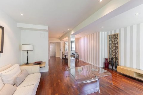 Dzīvoklis pārdošanā Barcelona, Spānijā 2 istabas, 120 m2 Nr. 142826 - attēls 17