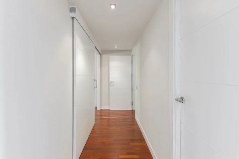 Dzīvoklis pārdošanā Barcelona, Spānijā 2 istabas, 120 m2 Nr. 142826 - attēls 30