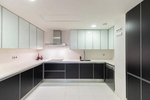 Dzīvoklis pārdošanā Barcelona, Spānijā 2 istabas, 120 m2 Nr. 142826 - attēls 23
