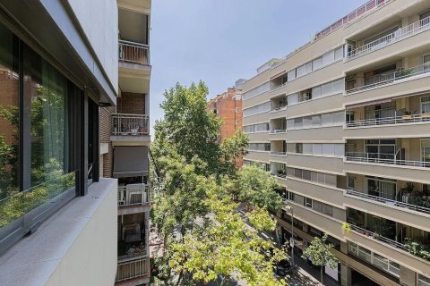Dzīvoklis pārdošanā Barcelona, Spānijā 2 istabas, 120 m2 Nr. 142826 - attēls 20