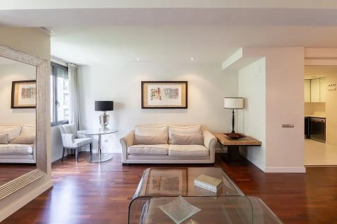 Dzīvoklis pārdošanā Barcelona, Spānijā 2 istabas, 120 m2 Nr. 142826 - attēls 15