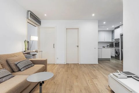 Apartamento en venta en Barcelona, España 2 dormitorios, 78 m2 No. 142827 - foto 12