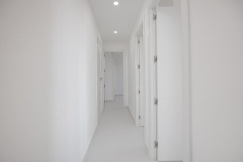 Lägenhet till salu i Torrevieja, Alicante, Spanien 3 sovrum, 102 kvm. Nr. 140487 - foto 20