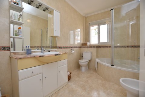 Radhus till salu i Ciudad Quesada, Alicante, Spanien 2 sovrum, 104 kvm. Nr. 140484 - foto 25