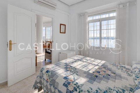 Lägenhet till salu i Torrevieja, Alicante, Spanien 4 sovrum, 146 kvm. Nr. 140482 - foto 15