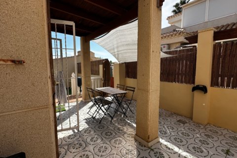 Bungalow à vendre à Alicante, Espagne, 3 chambres, 90 m2 No. 140485 - photo 9