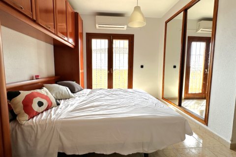 Bungalow à vendre à Alicante, Espagne, 3 chambres, 90 m2 No. 140485 - photo 20