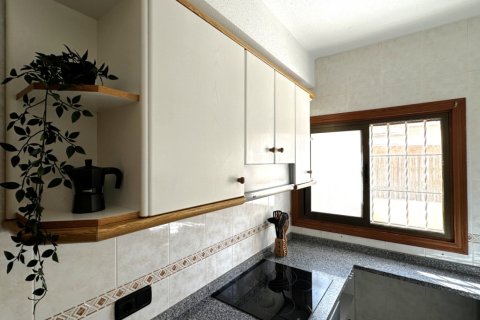 Bungalow à vendre à Alicante, Espagne, 3 chambres, 90 m2 No. 140485 - photo 6