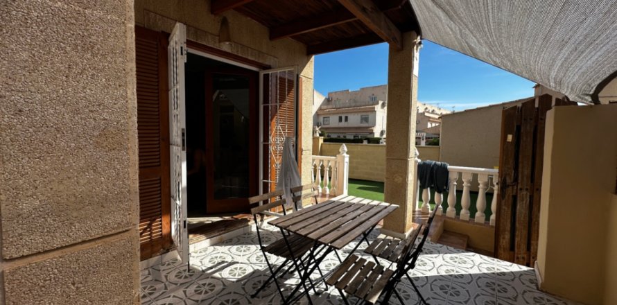 Bungalow à Alicante, Espagne 3 chambres, 90 m2 No. 140485