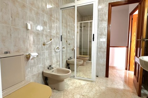 Bungalow à vendre à Alicante, Espagne, 3 chambres, 90 m2 No. 140485 - photo 16