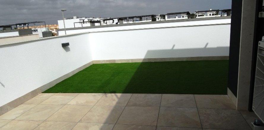 House in Pilar de la Horadada, Alicante, Spain 3 bedrooms, 116.4 sq.m. No. 175478